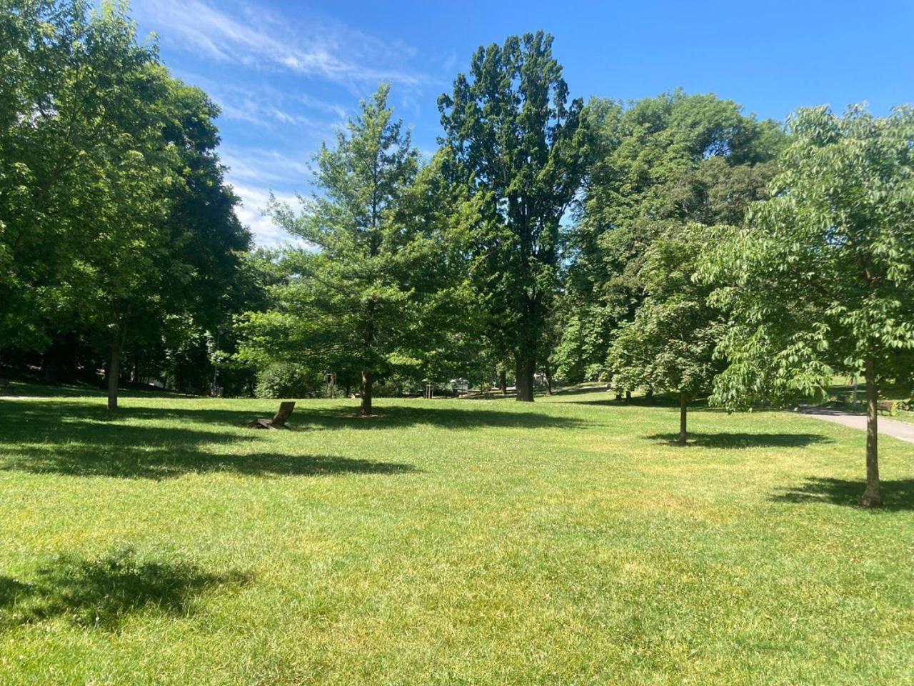 Residence Park Klamovka Прага Экстерьер фото